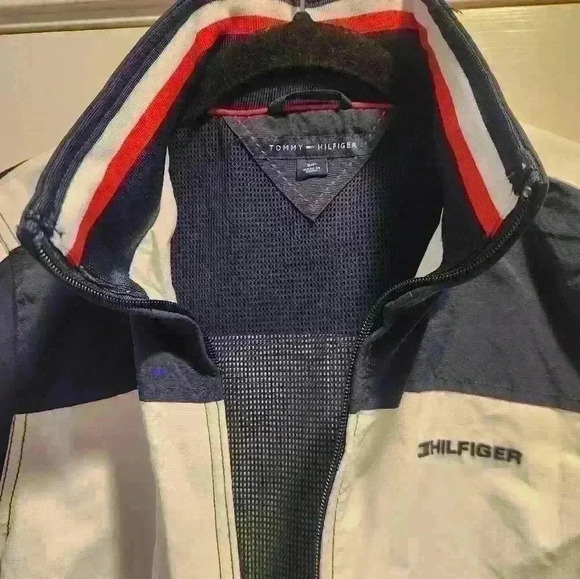 Tommy Hilfiger women's lined, zipper, jacket with hood.h Worn 1x size S - Picture 2 of 16